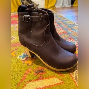 No. 6 Clog Boot - Size 38